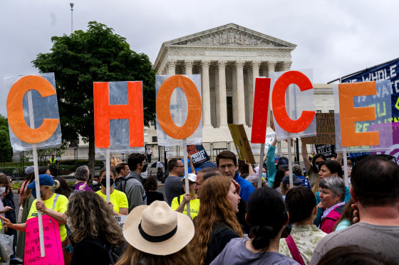 Image: Abortion-rights demonstrators hold up letters spelling out "My Choice."
